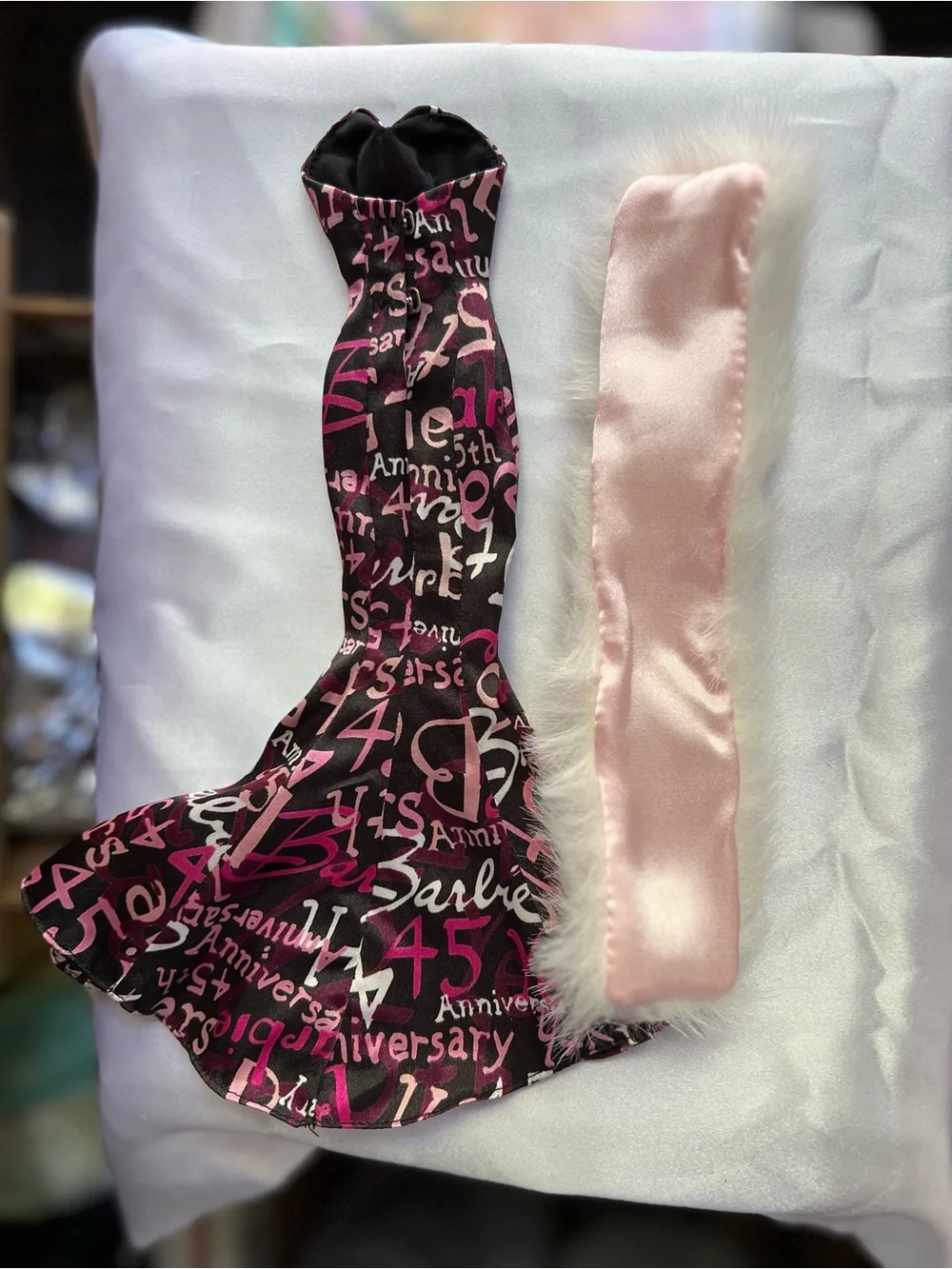 Barbie 45th Anniversary Black & Pink Script Mermaid Gown w/Cream Faux-Fur Stole